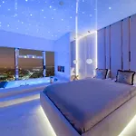 Appartement Sky Tower Z Jakuzzi Przy Oknie By Bqqk