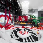 Sky Tower Z Jakuzzi Przy Oknie By Bqqk Appartement