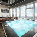 Appartement Sky Tower Z Jakuzzi Przy Oknie By Bqqk Wrocław