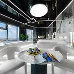 Sky Tower Z Jakuzzi Przy Oknie By Bqqk Wrocław