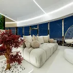 Sky Tower Z Jakuzzi Przy Oknie By Bqqk