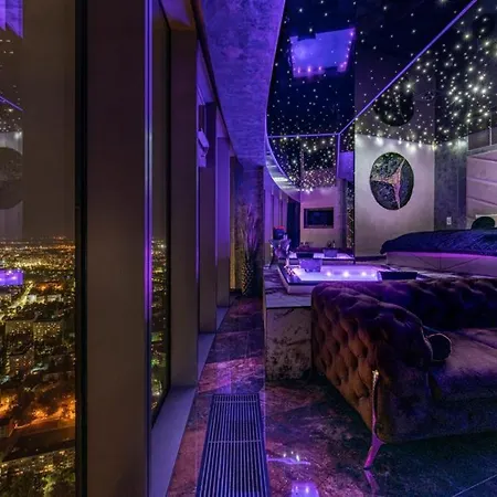 Apartmán Sky Tower Z Jakuzzi Przy Oknie