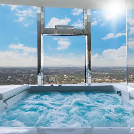 Lägenhet Sky Tower Z Jakuzzi Przy Oknie