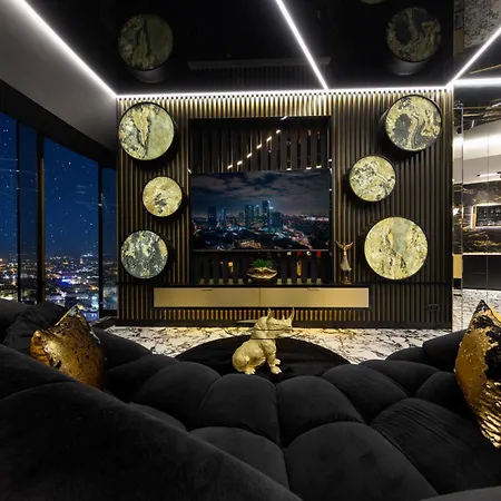 Apartamenty Sky Tower Z Jakuzzi Przy Oknie By Bqqk *