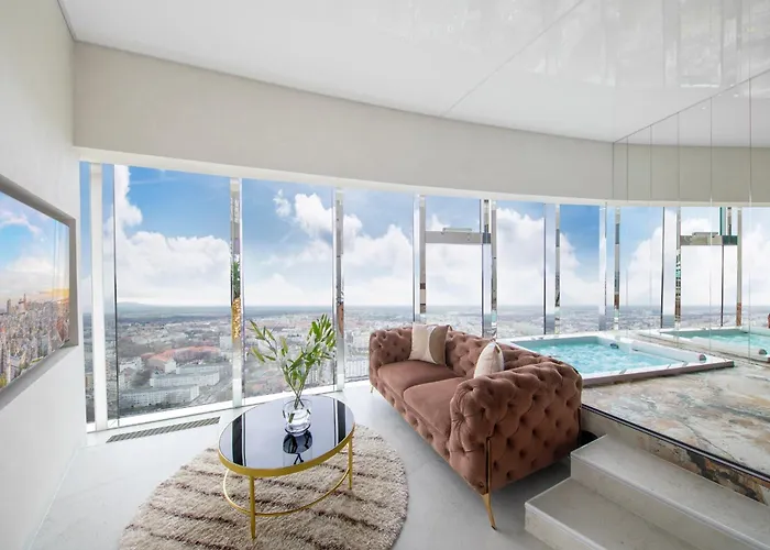 Apartamenty Sky Tower Z Jakuzzi Przy Oknie By Bqqk