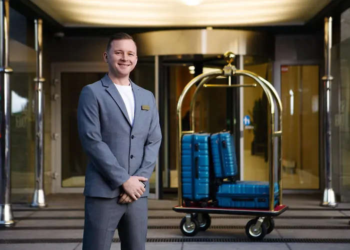 Apartamenty Sky Tower Z Jakuzzi Przy Oknie By Bqqk * Breslau