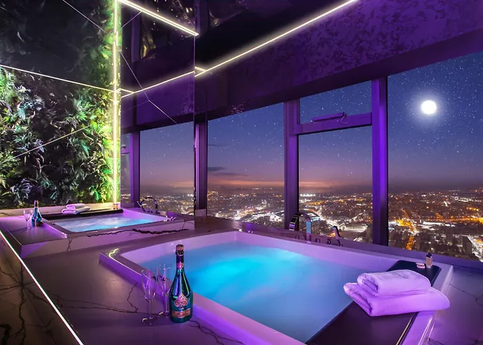 Apartment Apartamenty Sky Tower Z Jakuzzi Przy Oknie By Bqqk Breslau