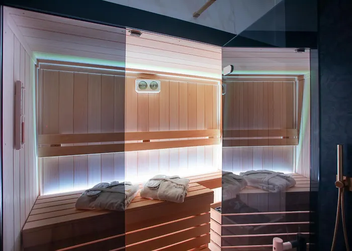 Apartment Apartamenty Sky Tower Z Jakuzzi Przy Oknie By Bqqk Breslau