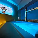 Apartamenty Sky Tower Z Jakuzzi Przy Oknie By Bqqk Apartment Breslau