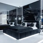 Апартаменты Sky Tower Z Jakuzzi Przy Oknie By Bqqk Вроцлав