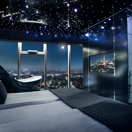 Sky Tower Z Wanna Przy Oknie Apartament Wrocław