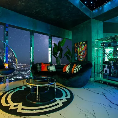 Apartament Sky Tower Z Wanna Przy Oknie *