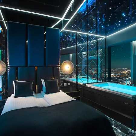 Apartament Sky Tower Z Wanna Przy Oknie *