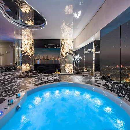 Διαμέρισμα Sky Tower Z Jakuzzi Przy Oknie By Bqqk Βρότσλαβ