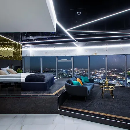 Apartament Sky Tower Z Wanna Przy Oknie *