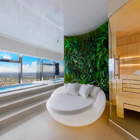 Sky Tower Z Jakuzzi Przy Oknie * ורוצלב