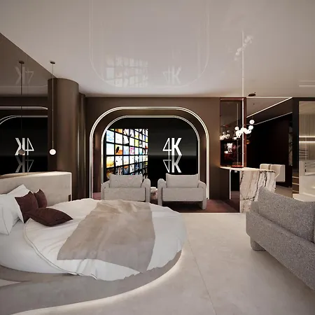 Sky Tower Z Jakuzzi Przy Oknie By Bqqk