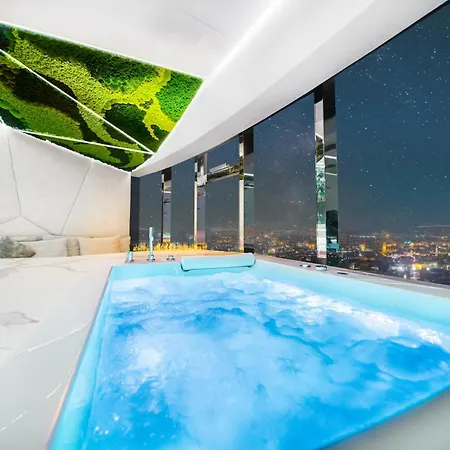 Apartmán Sky Tower Z Jakuzzi Przy Oknie By Bqqk