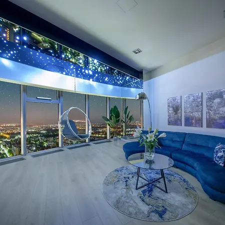 아파트 Sky Tower Z Jakuzzi Przy Oknie By Bqqk 브로츠와프