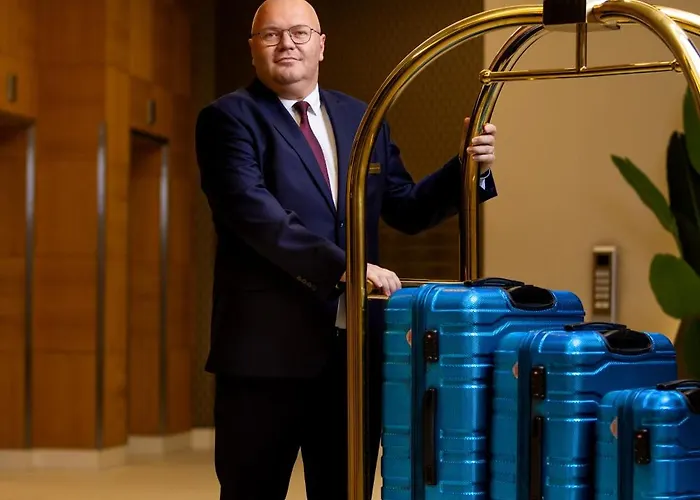 Sky Tower Z Jakuzzi Przy Oknie By Bqqk * Вроцлав